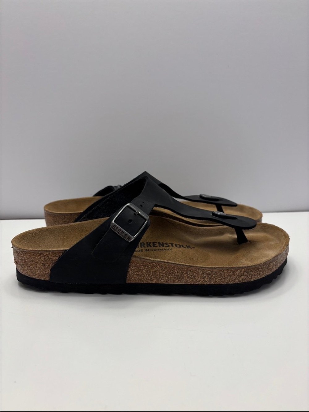Birkenstock
Women's Gizeh Adjustable Strap Thong Sandals size 39(8.5) - Picture 2 of 9